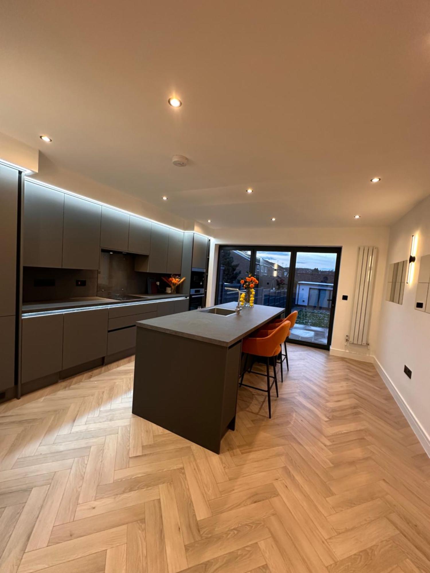R5 - Luxury Private Ensuite Self-Contained Room - Newly Renovated Halesowen Exteriör bild